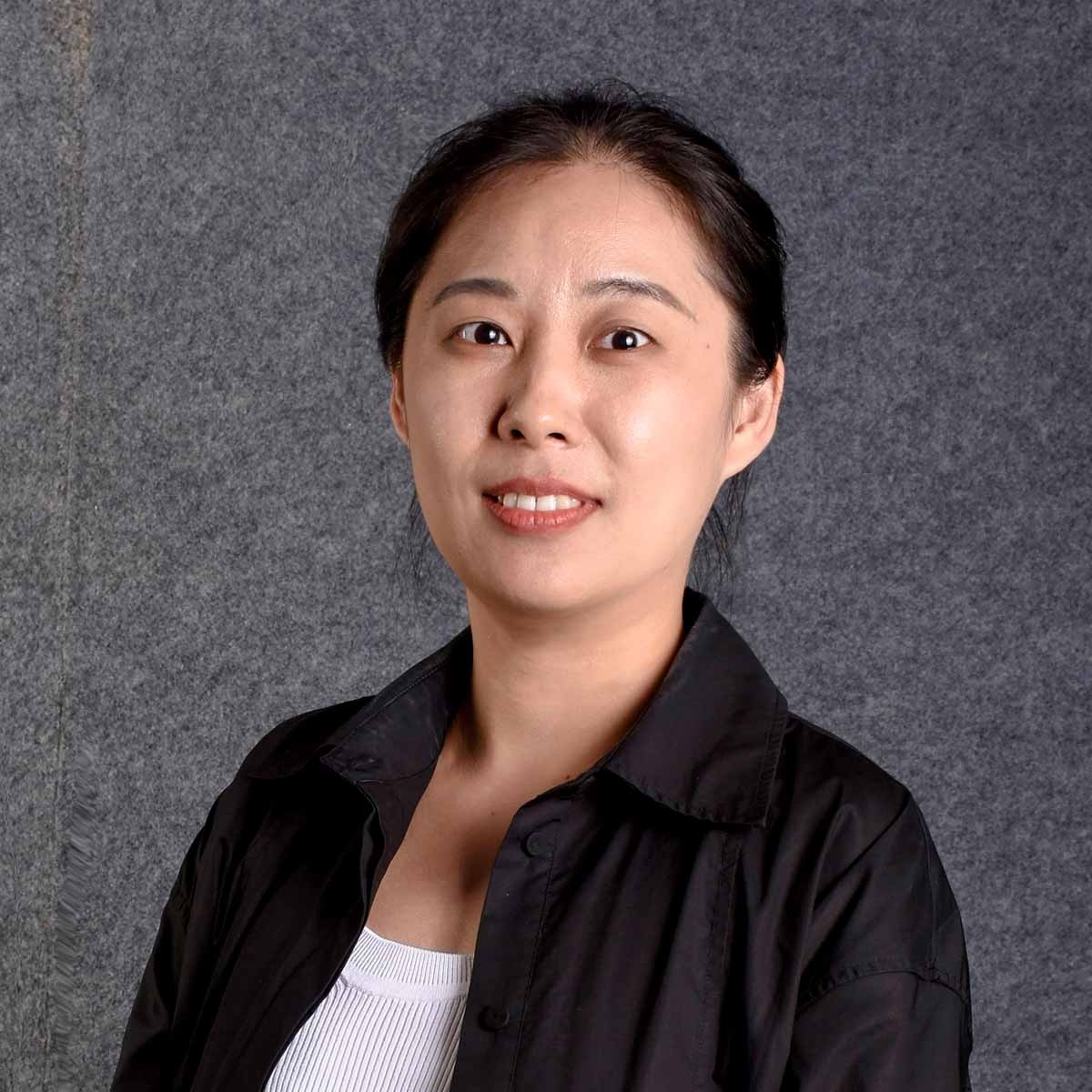 卢莹